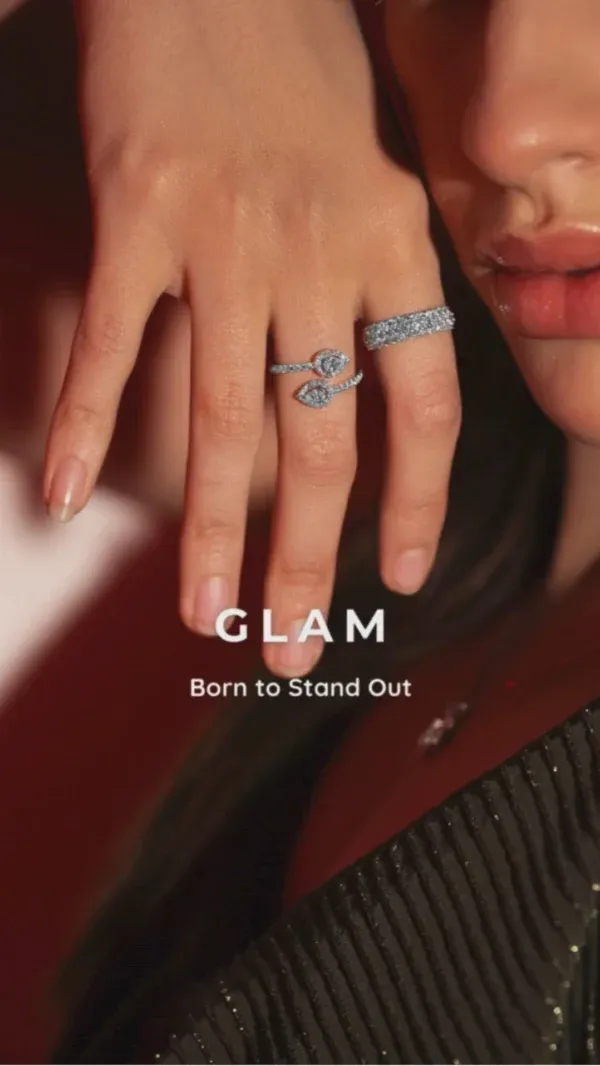 Triple Rows Round Cut Diamond Rings